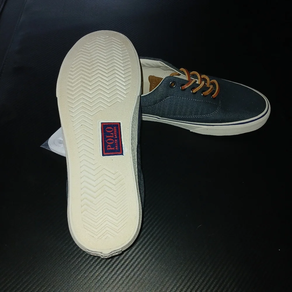 NWB, Polo by Ralph Lauren Men's Canvas Sneakers. Sz. 10.5 - Picture 3 of 5